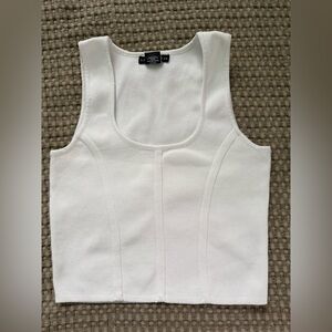 Sincerely Jules Classic White Top
